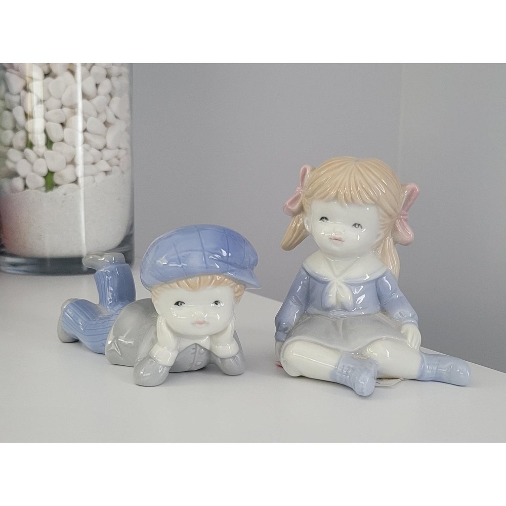Girl and‎ Boy Figurines - Knick Knacks